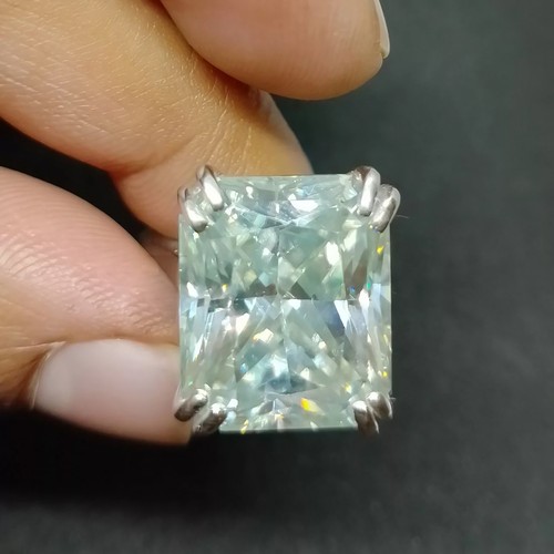 Anello solitario diamante
